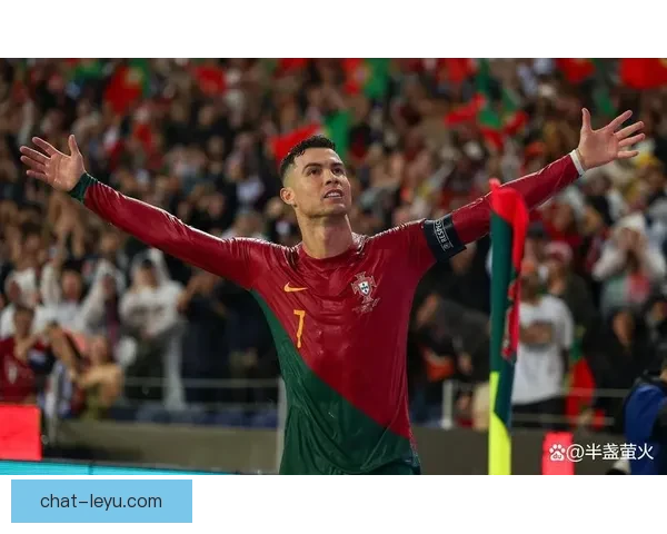 世界杯最新战报：国家队逆转胜利球迷热议精彩瞬间