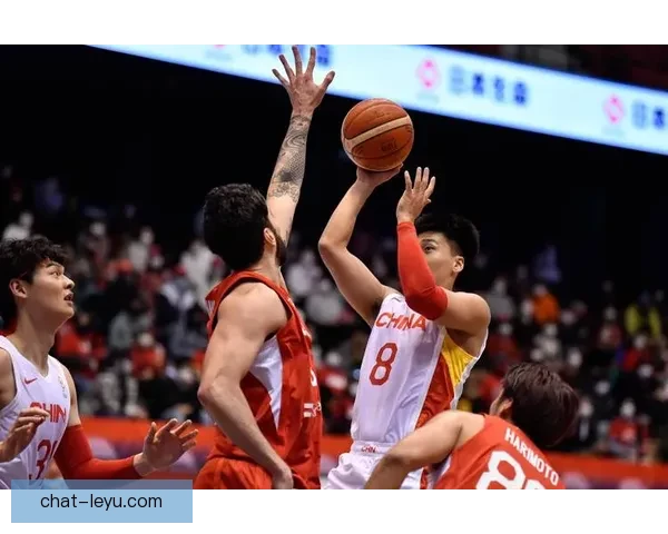 中国男篮逆转战胜菲律宾挺进世界杯八强 突破历史新高再创辉煌 中国男篮逆转战胜菲律宾挺进世界杯八强 突破历史新高再创辉煌