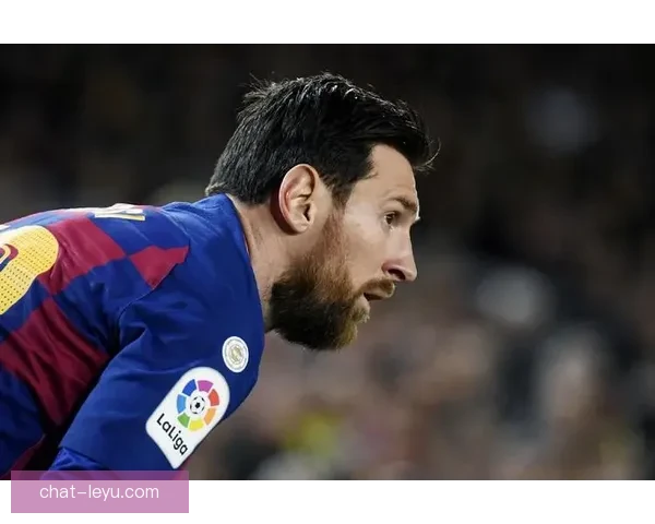 梅西重返巴萨传闻不断 足球转会市场风云再起